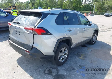 2024 Toyota Rav4 Xle из США, поврежденный, VIN 2T3W1RFV8RW345106